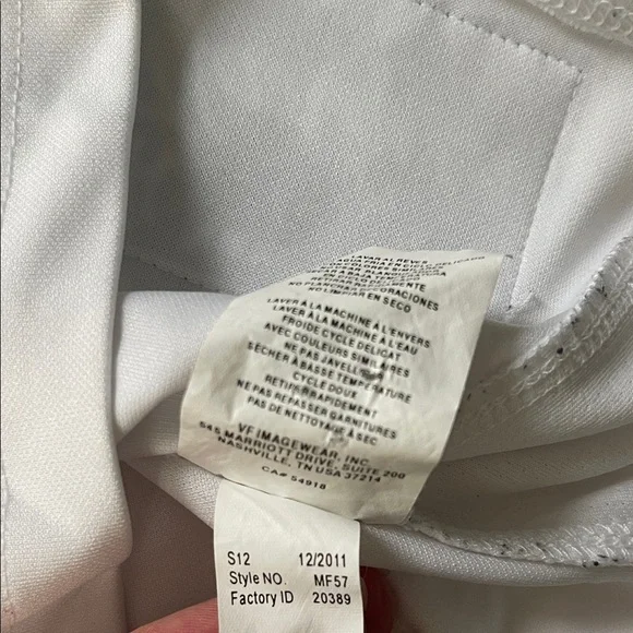 New York Yankees Majestic women’s White Short Sleeve Tee Size M - Picture 10 of 10